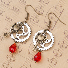 Cargar imagen en el visor de la galería, Heart Key Drop Earrings