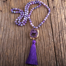 Cargar imagen en el visor de la galería, Semi-precious-Stone-Pendant-Necklace.jpg