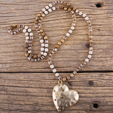 Cargar imagen en el visor de la galería, Crystal-Knotted-Metal-Heart-Pendant-Necklace.jpg