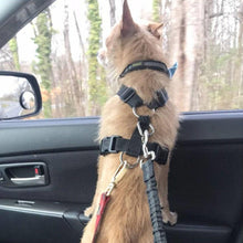 Cargar imagen en el visor de la galería, Adjustable Car Seat Belt For Dogs
